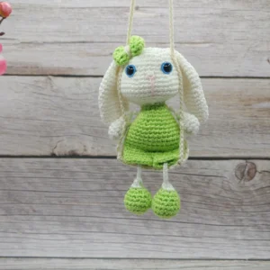 Bambola-lapin-noeud Lapin au crochet pendentif vert et son nœud vert