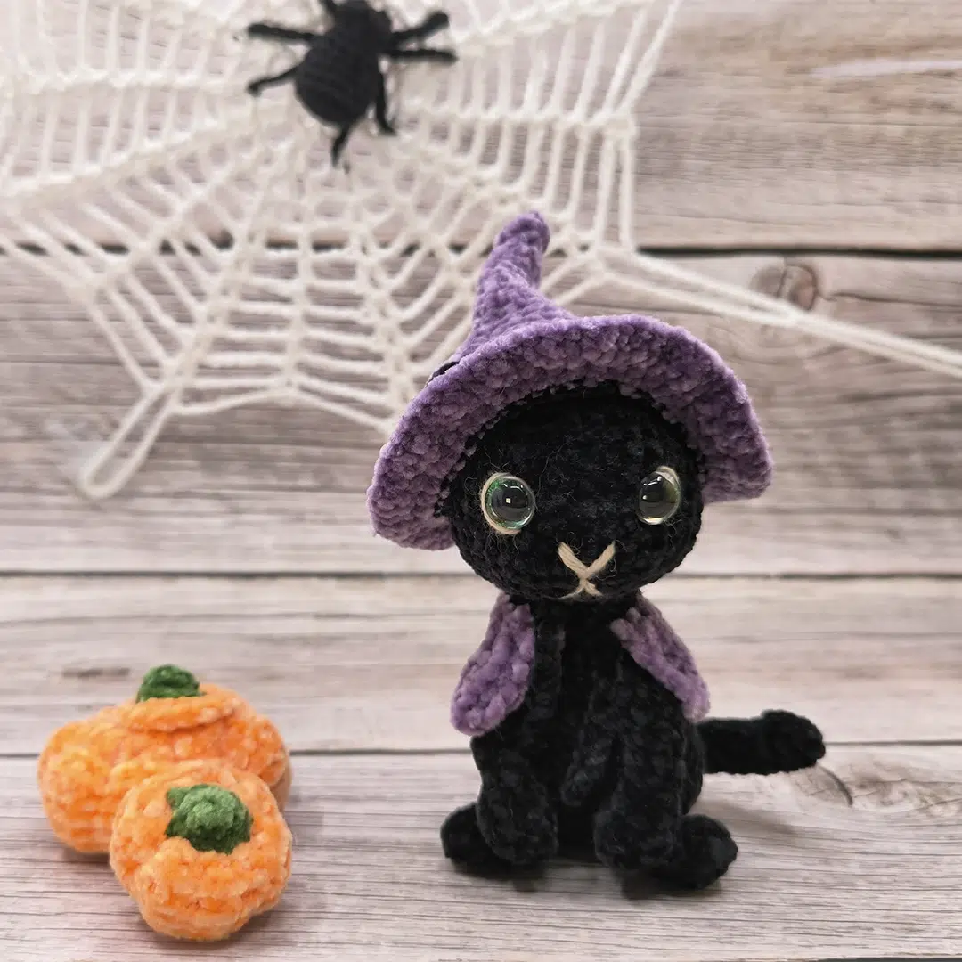 Amigurumi-chat-noir-halloween