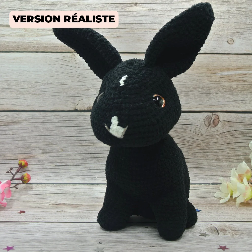 Lapin noir réalisé en amigurumi