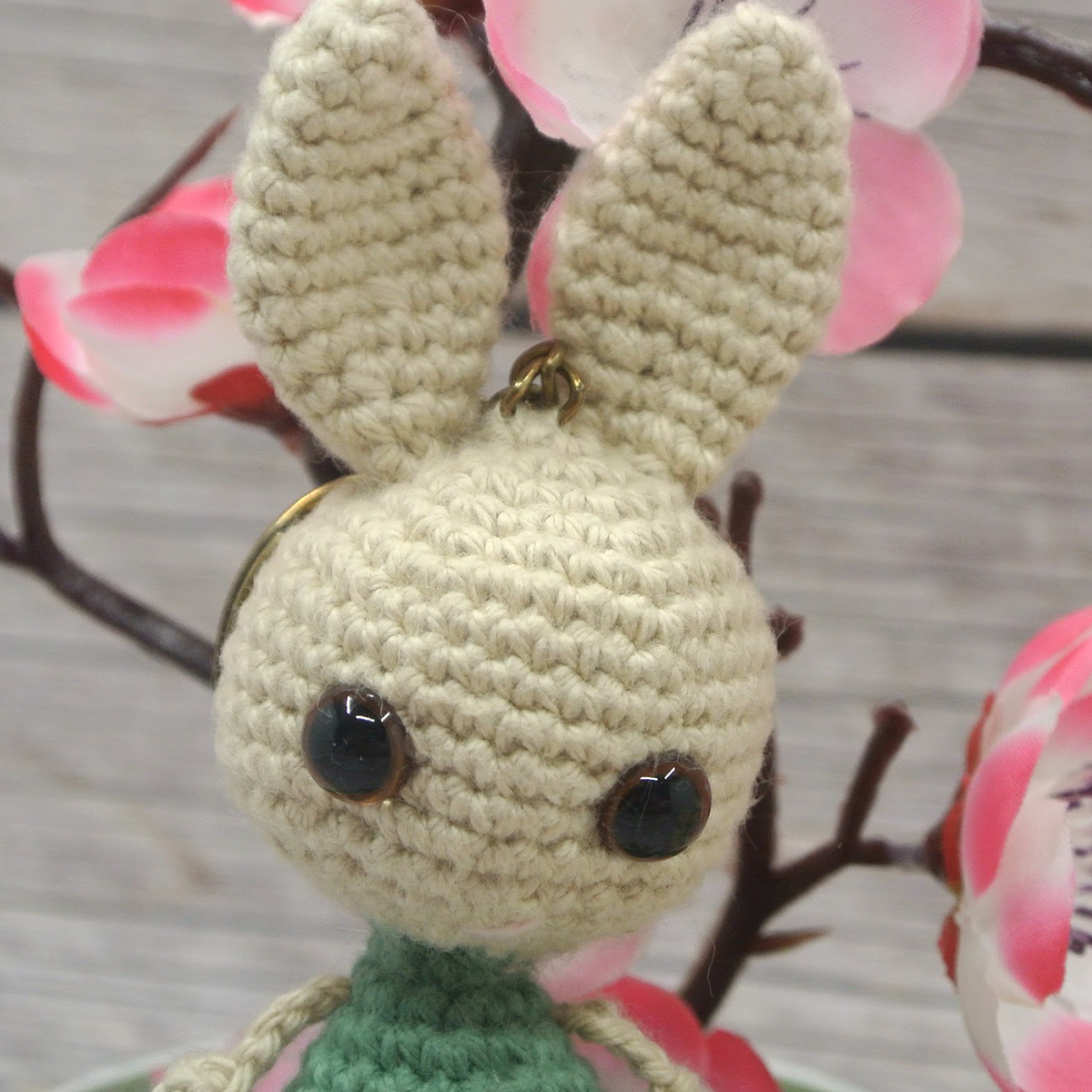 Bambola porte-clés au crochet